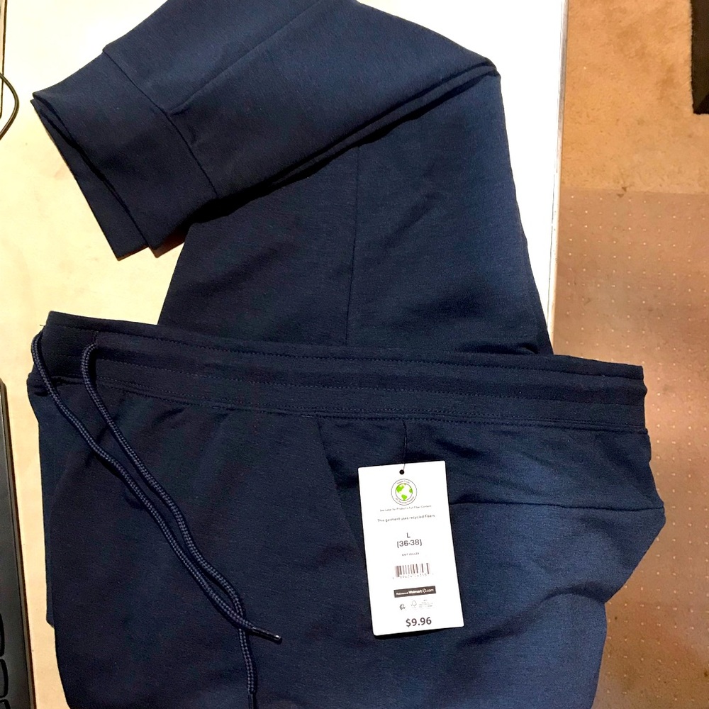 Men’s Navy blue Athletic pants, NWT